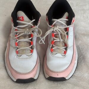 Nike  Jordan Max Aura 3 Kids White and Pink Sneakers Size 5Y